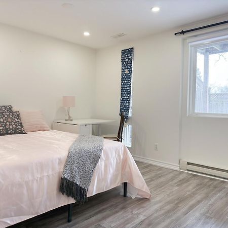 Cozy Room With Private Bath Near Don Mills Subway Toronto Luaran gambar