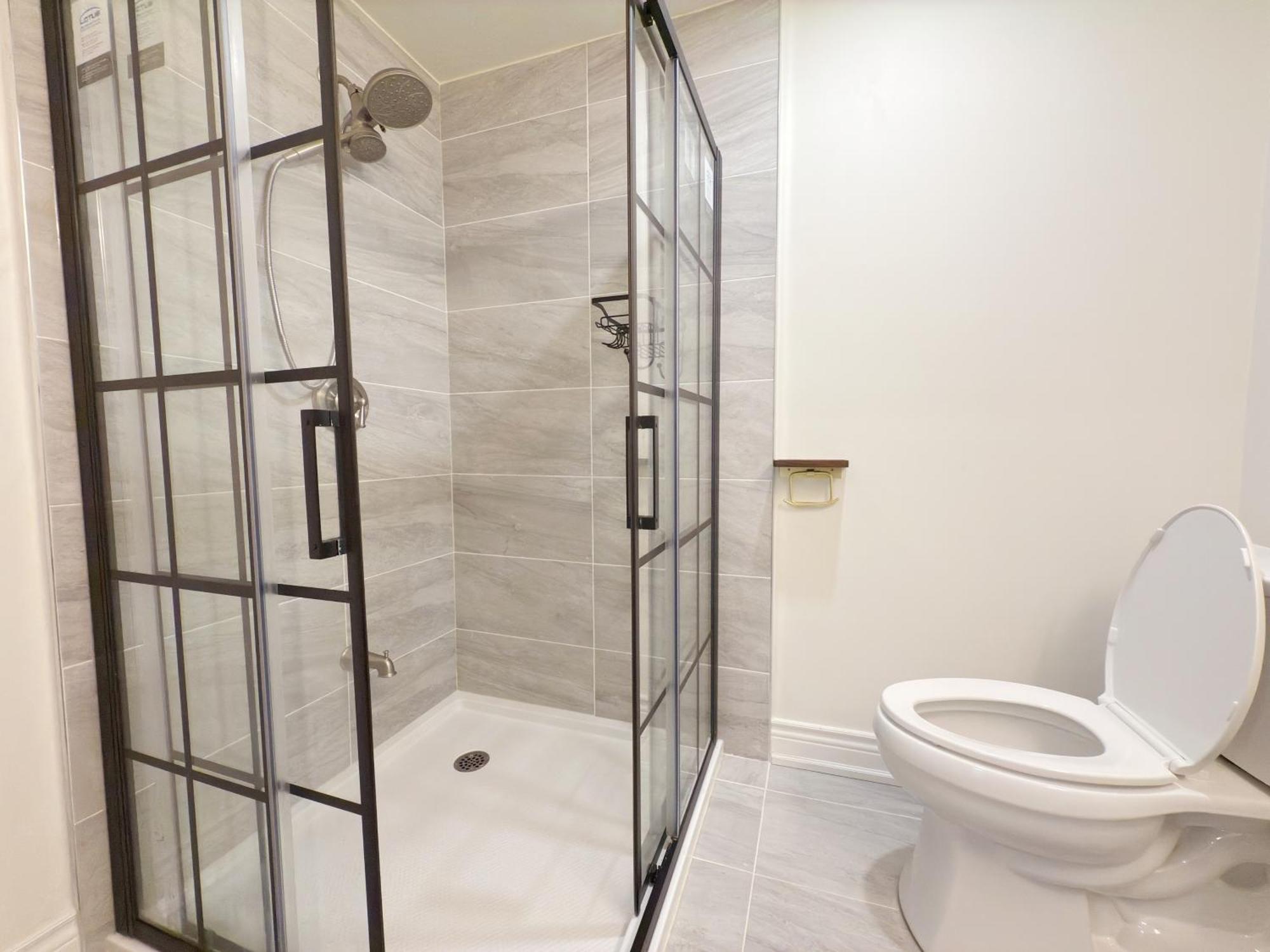 Cozy Room With Private Bath Near Don Mills Subway Toronto Luaran gambar